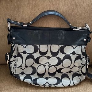 Coach Black C /Leather purse